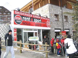 Ski hire