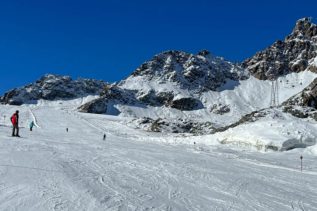 Pitztal Glacier. Photo: skionline.pl/J.Ciszak
