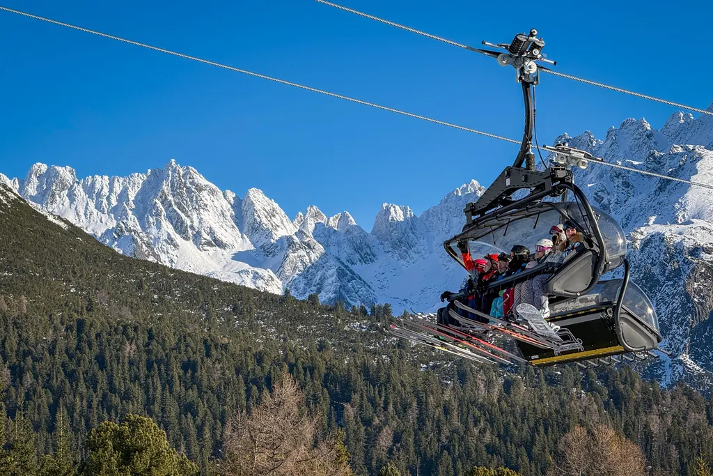 Štrbské Pleso, the new 8-seater chairlift. Photo: skionline.pl/J.Ciszak