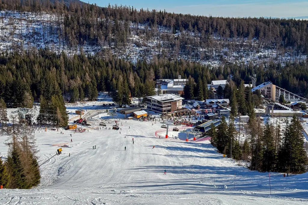 Štrbské Pleso, the new 8-seater chairlift. Photo: skionline.pl/J.Ciszak