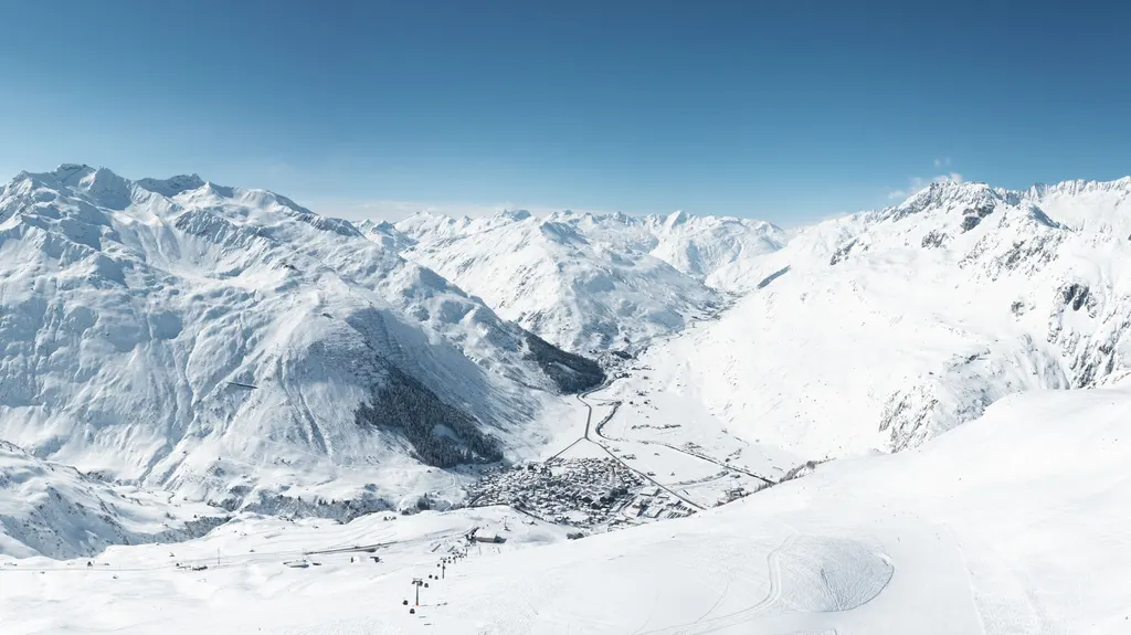 Andermatt-Sedrun ski resort