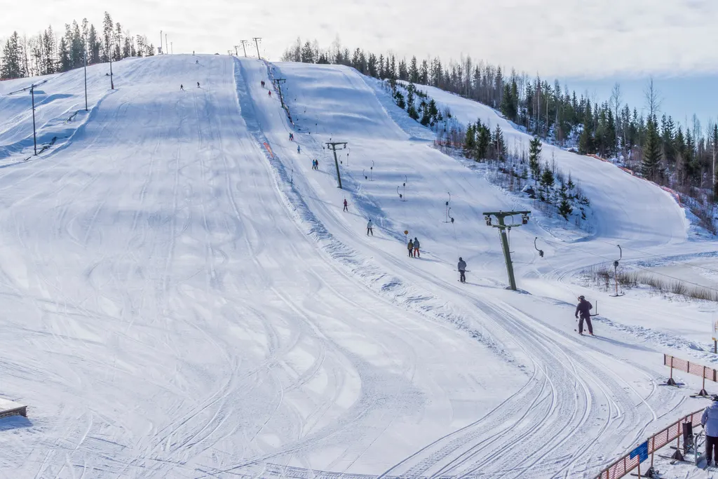 Häkärinteet ski resort