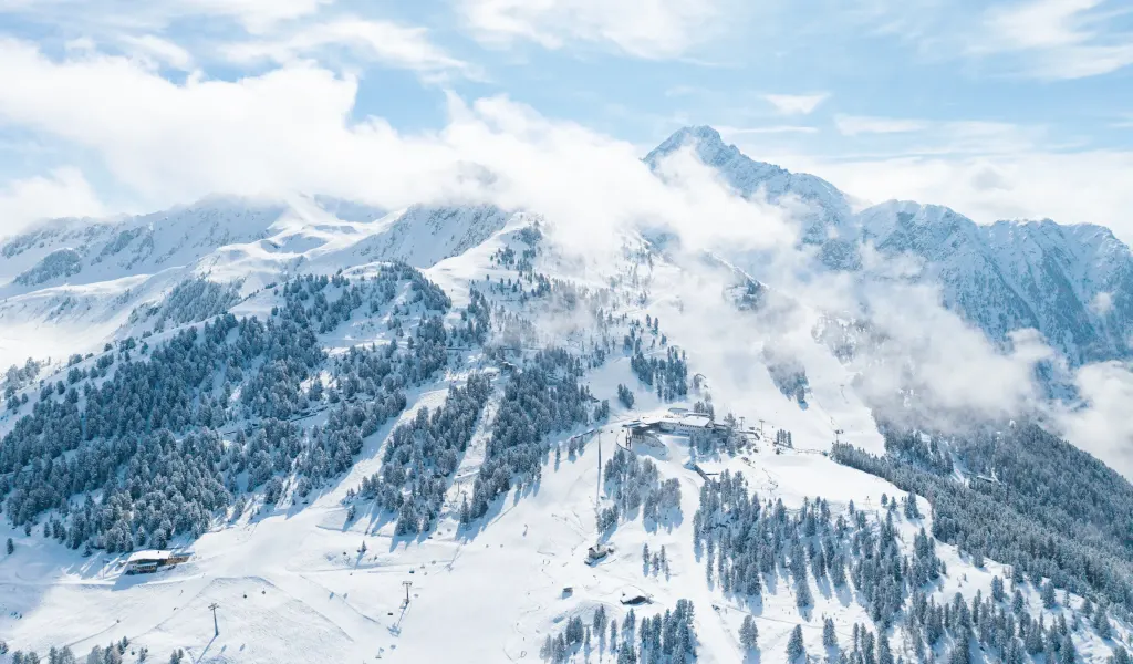 Hochoetz ski resort