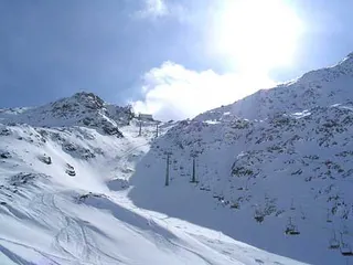 Chairlifts 6 and 7. The sun gave me quite a roasting here.