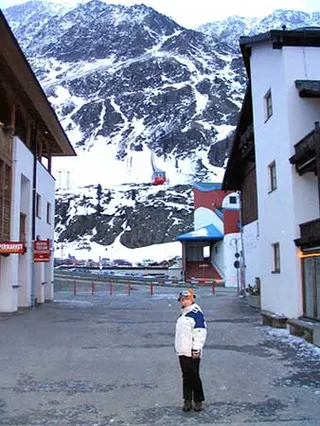 Maso Corto: view of the cable car.