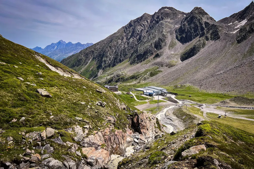 Summer hike to the Stubai Glacier. Photo: skionline.pl/J.Ciszak
