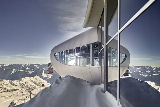 Autumn skiing 2026: eight glaciers, prices and getting there for the start of the 26/27 season