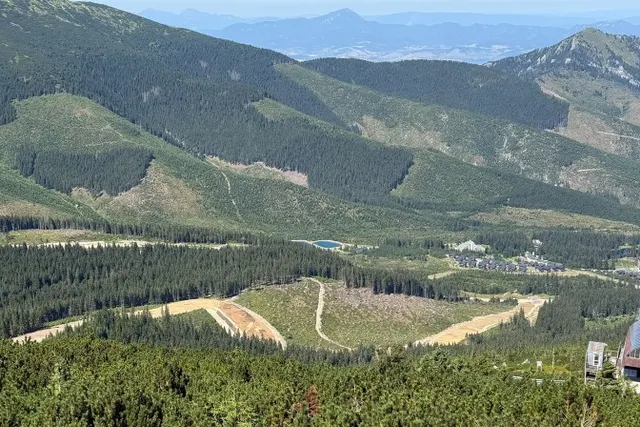 A new piste in Jasná, and a gondola next year. I went to see what is changing