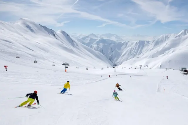Sun skiing in Serfaus-Fiss-Ladis!