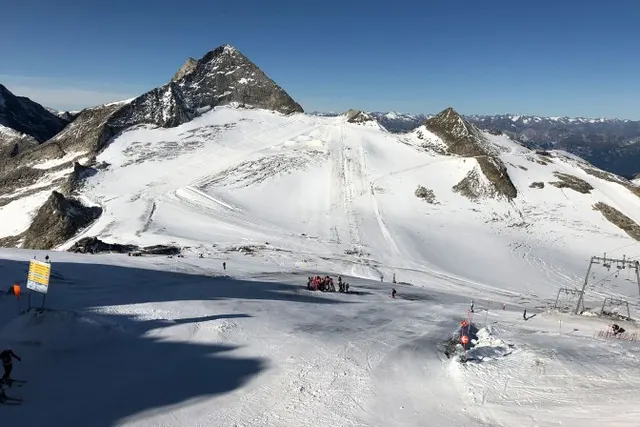 Austrian glaciers 2026: when the snow will fall and when the resorts open
