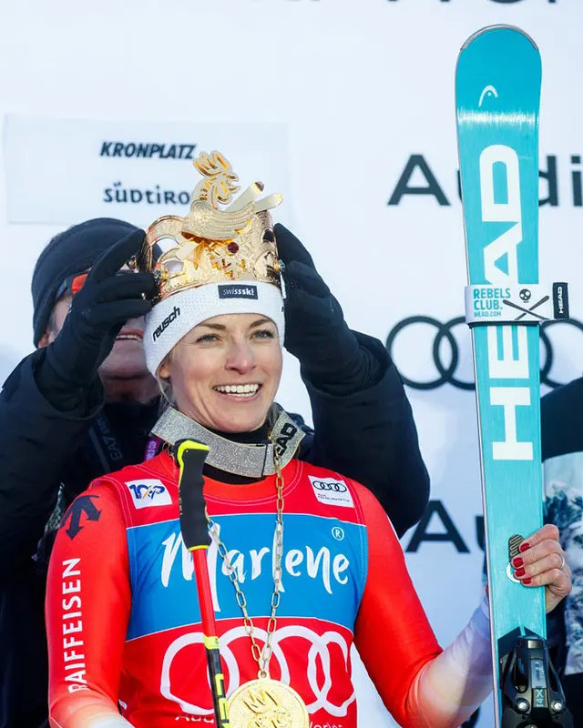 Lara Gut-Behrami defends her Giant Slalom red jersey in style, photo: Head