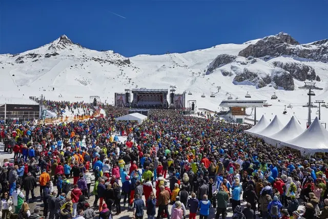 Ischgl invites visitors to eventful sunny skiing