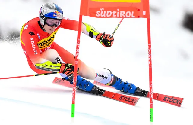 Odermatt ends excellent 2022 on a high with Bormio super-G victory