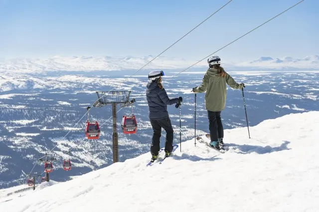 SkiStar 2022/23: new lifts, a sustainable mountain experience and unbeatable skiing