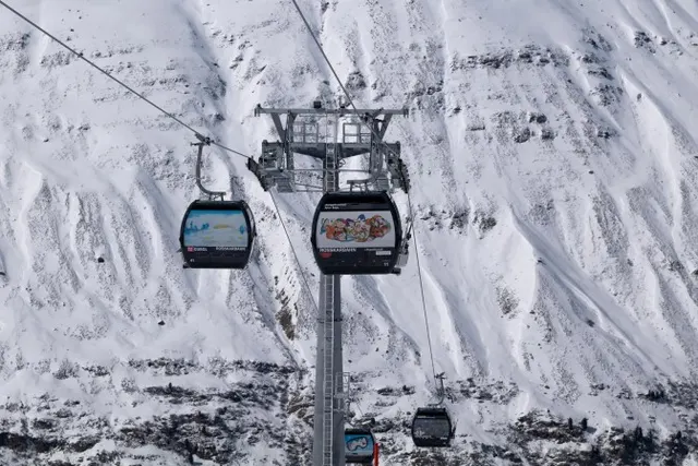 Gondola cabins in Gurgl as a visible sign of inclusion