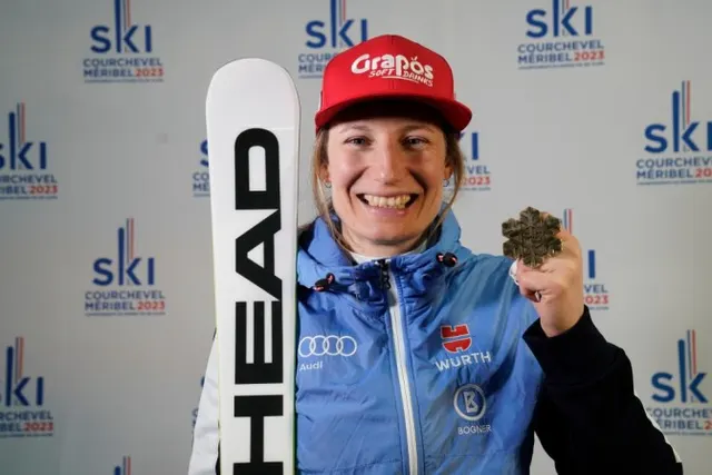 First World Championship medal for Lena Dürr, Head