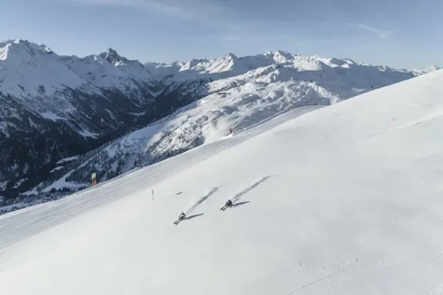Sun-kissed season finale on the Arlberg
