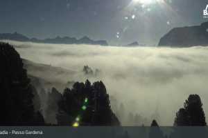 Live cam Alta Badia  Passo Gardena (LIVE Stream)