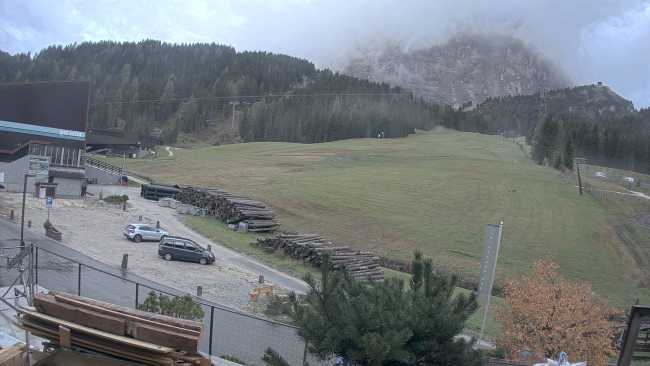Piz Sella i Sassolungo  widok z hotelu Plan de Gralba
