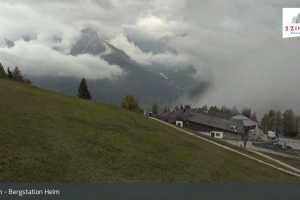 Live cam 3 Zinnen Dolomity  Helm-Plateau (LIVE Stream)