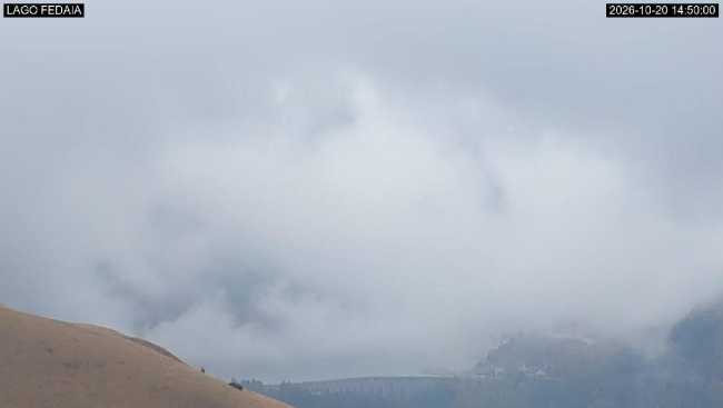 Lago e Passo Fedaia